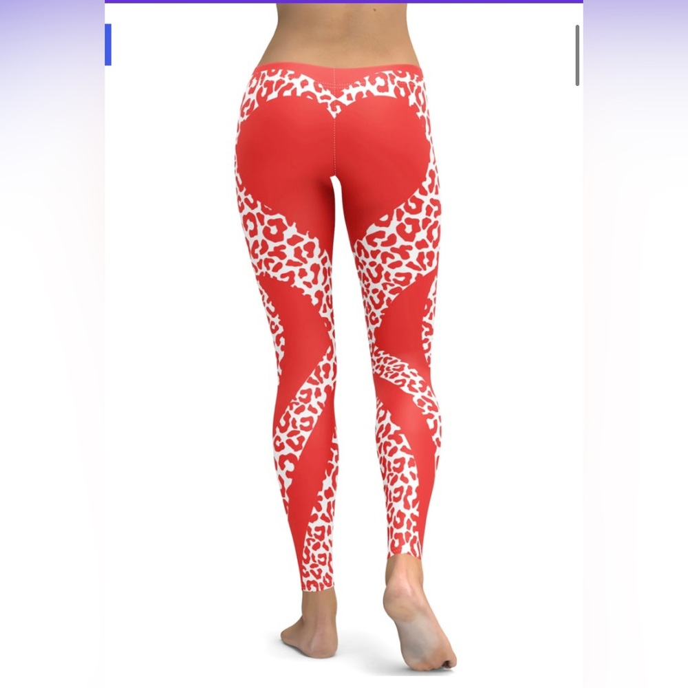 Fiercepulse Red Leopard heart ❤️ shaped leggings Sz XS